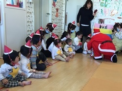 保育室クリスマス4.jpg